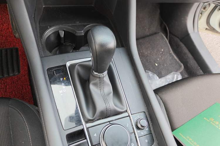 Used Mazda 3 Axela 2020 1.5L Automatic ZhiMei Edition Gear Lever