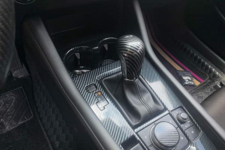 Used Mazda 3 Axela 2020 1.5L Automatic ZhiMei Edition Gear Lever