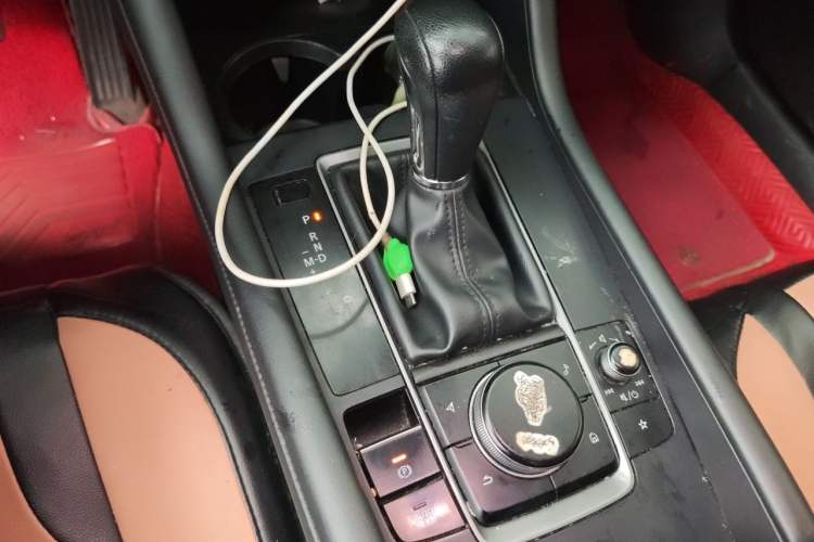 Used Mazda 3 Axela 2020 1.5L Automatic ZhiMei Edition Gear Lever