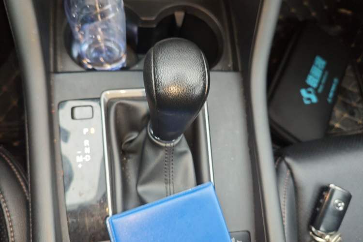 Used Mazda 3 Axela 2020 1.5L Automatic ZhiMei Edition Gear Lever