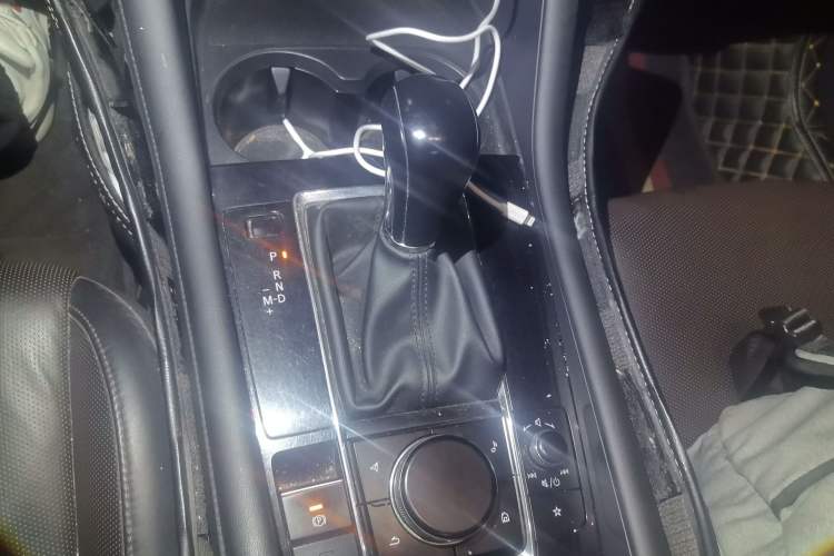 Used Mazda 3 Axela 2020 2.0L Automatic Zhiya Edition Gear Lever