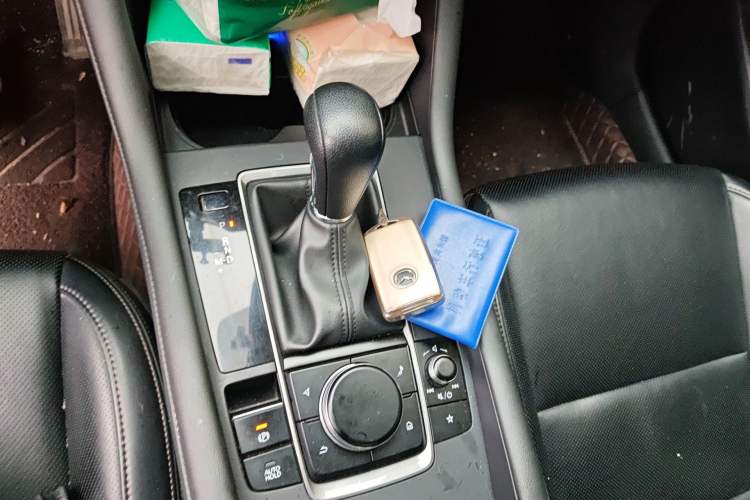 Used Mazda 3 Axela 2020 1.5L Automatic ZhiMei Edition Gear Lever