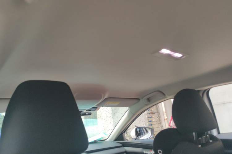 Used Mazda 3 Axela 2020 1.5L Automatic ZhiMei Edition Headliner
