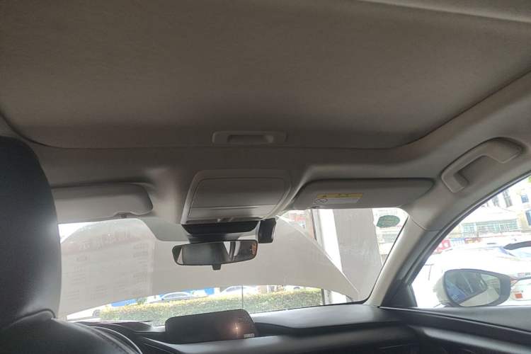 Used Mazda 3 Axela 2020 1.5L Automatic Zhiyue Sunroof Version Headliner