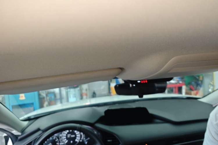 Used Mazda 3 Axela 2020 1.5L Automatic ZhiMei Edition Headliner