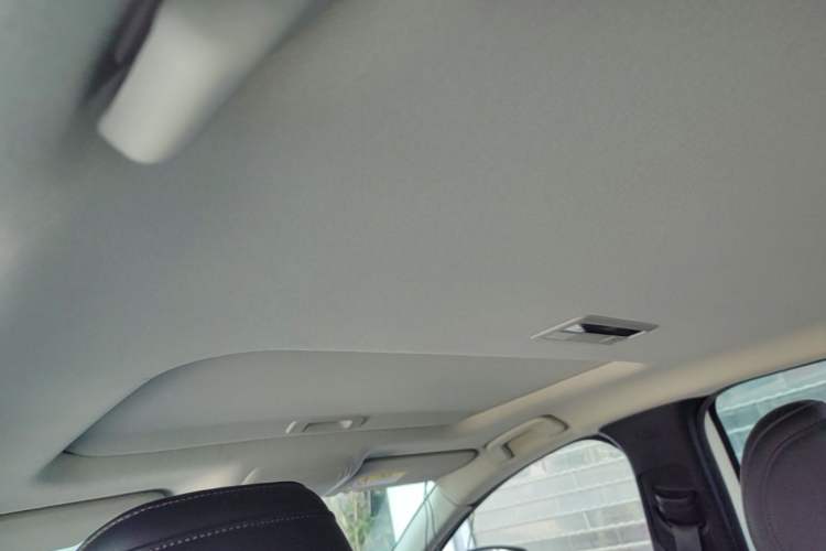 Used Mazda 3 Axela 2020 2.0L Automatic Zhiya Edition Headliner
