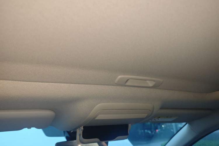 Used Mazda 3 Axela 2020 2.0L Automatic ZhiXuan Edition Headliner