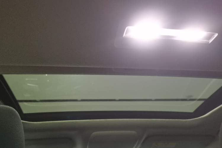 Used Mazda 3 Axela 2020 1.5L Automatic Zhiyue Sunroof Version Headliner