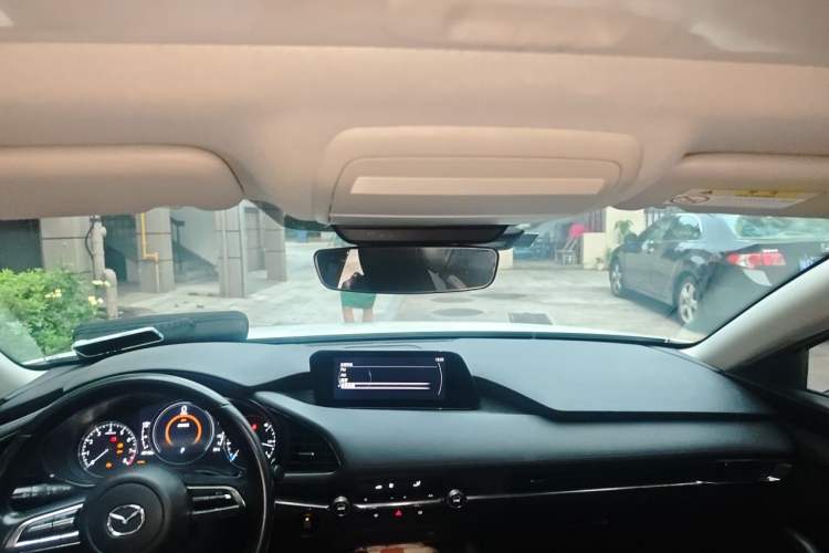 Used Mazda 3 Axela 2020 2.0L Automatic ZhiXuan Edition Headliner