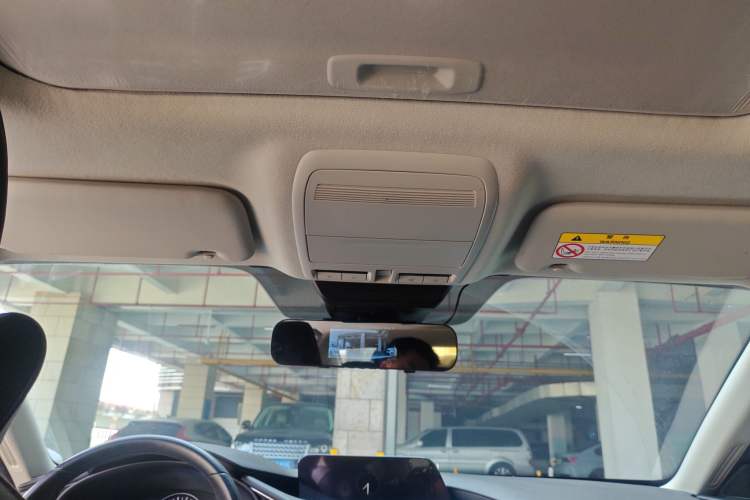 Used Mazda 3 Axela 2020 2.0L Automatic Zhiya Edition Headliner