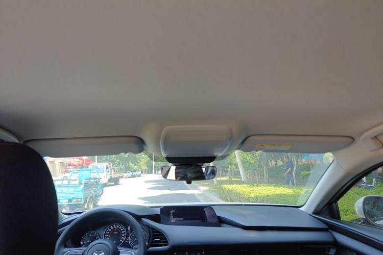 Used Mazda 3 Axela 2020 1.5L Automatic ZhiMei Edition Headliner