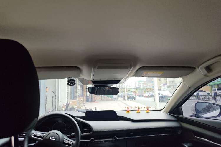 Used Mazda 3 Axela 2020 1.5L Automatic ZhiMei Edition Headliner