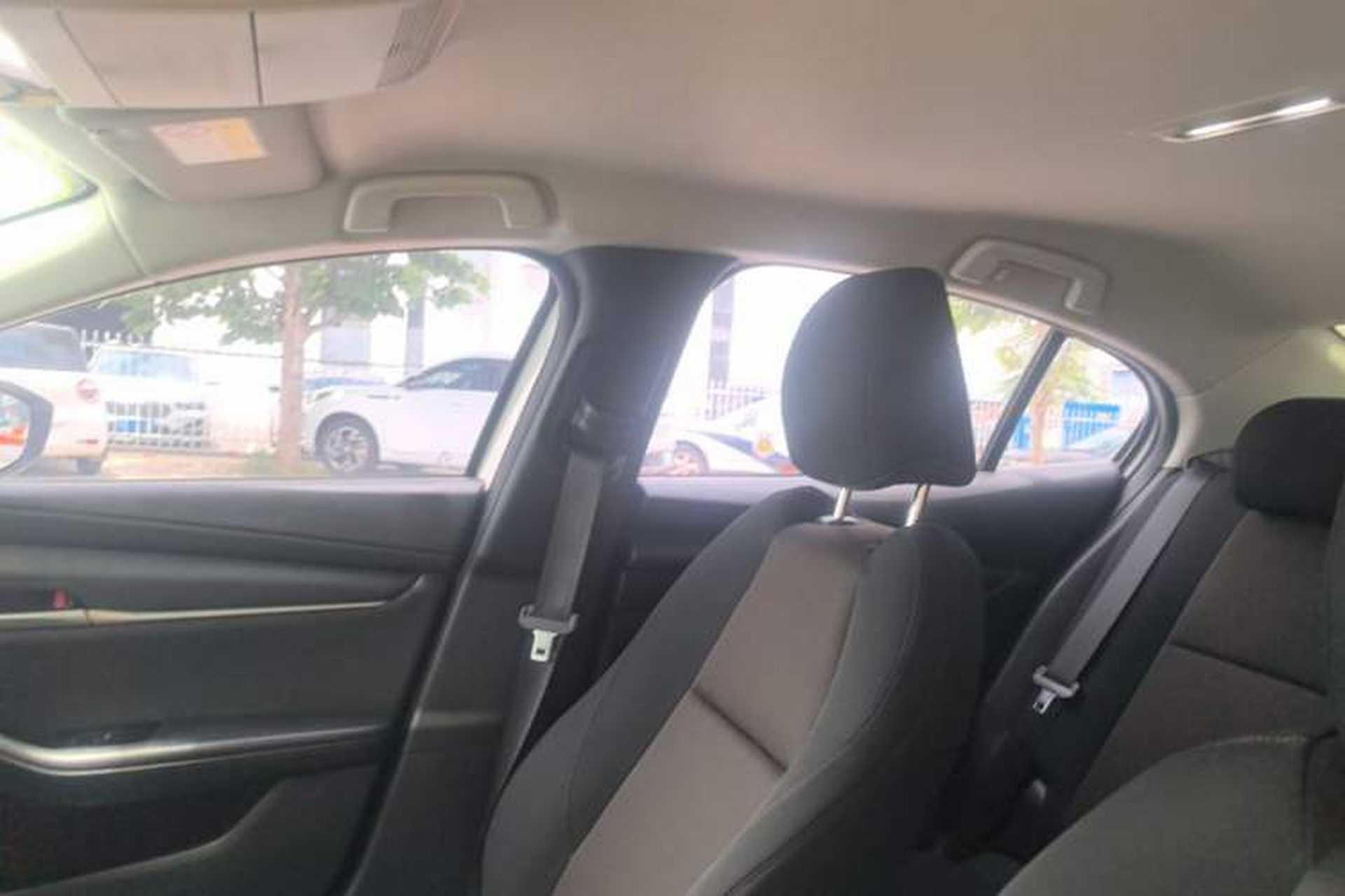 Used Mazda 3 Axela 2020 1.5L Automatic ZhiMei Edition Headliner