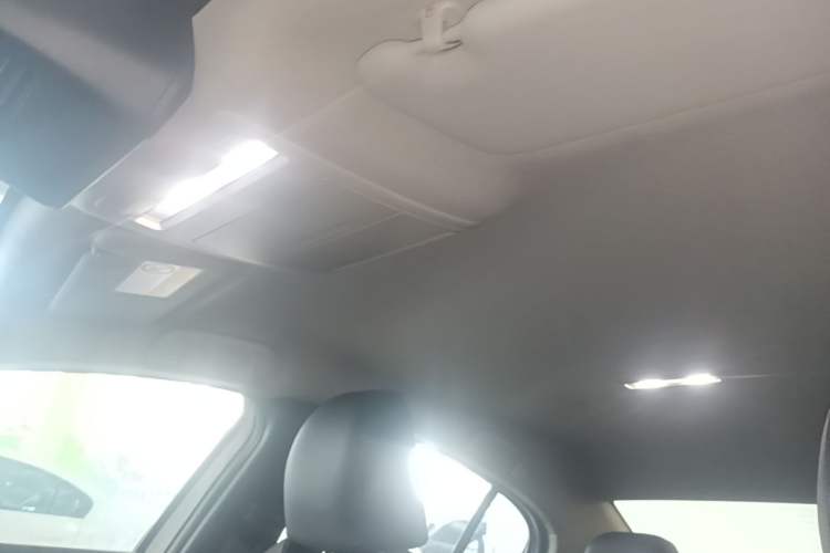 Used Mazda 3 Axela 2020 1.5L Automatic ZhiMei Edition Headliner