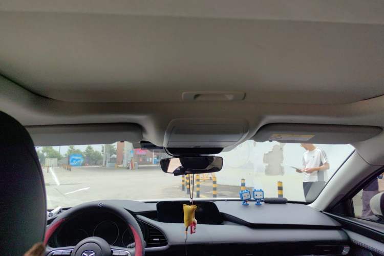 Used Mazda 3 Axela 2020 2.0L Automatic Zhiya Edition Headliner