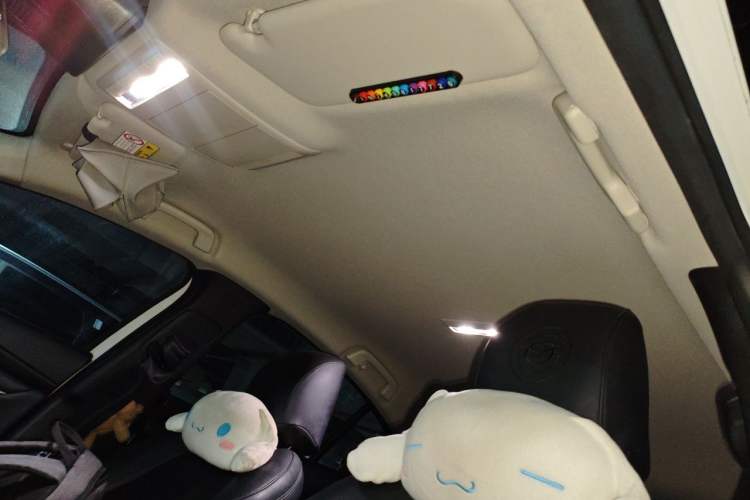 Used Mazda 3 Axela 2020 1.5L Automatic ZhiMei Edition Headliner
