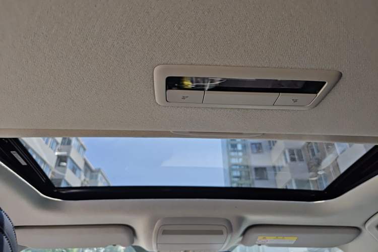 Used Mazda 3 Axela 2020 2.0L Automatic Zhiya Edition Headliner