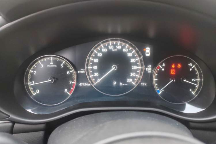 Used Mazda 3 Axela 2020 1.5L Automatic Luxury Version Instrument Cluster