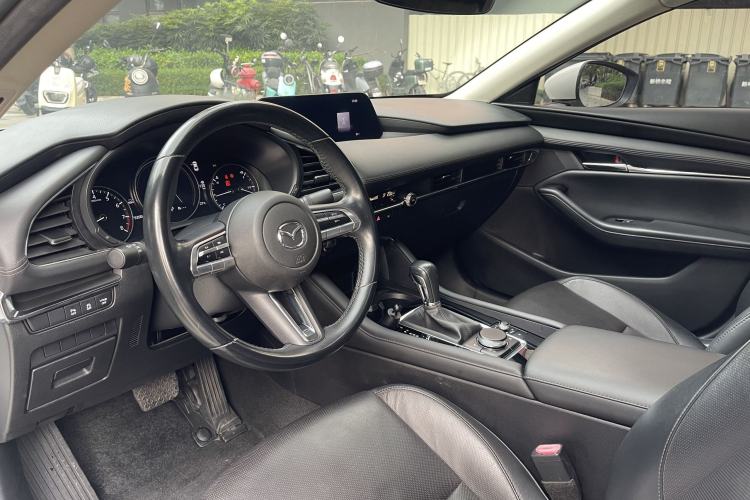 Used Mazda 3 Axela 2020 2.0L Automatic Zhiya Edition Interior 2