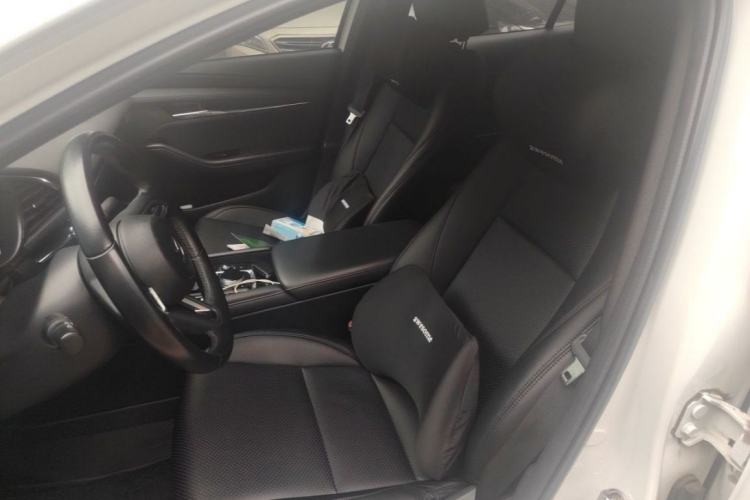 Used Mazda 3 Axela 2020 2.0L Automatic ZhiXuan Edition Interior 2