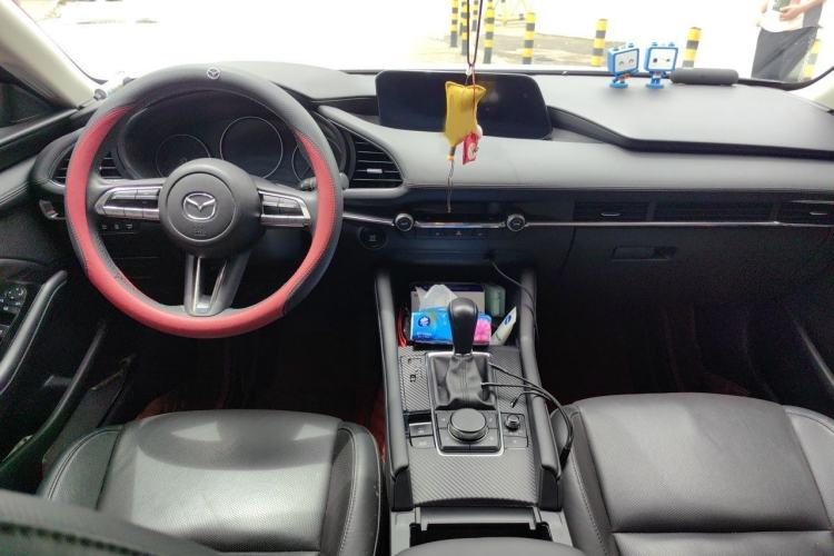 Used Mazda 3 Axela 2020 2.0L Automatic Zhiya Edition Interior 2