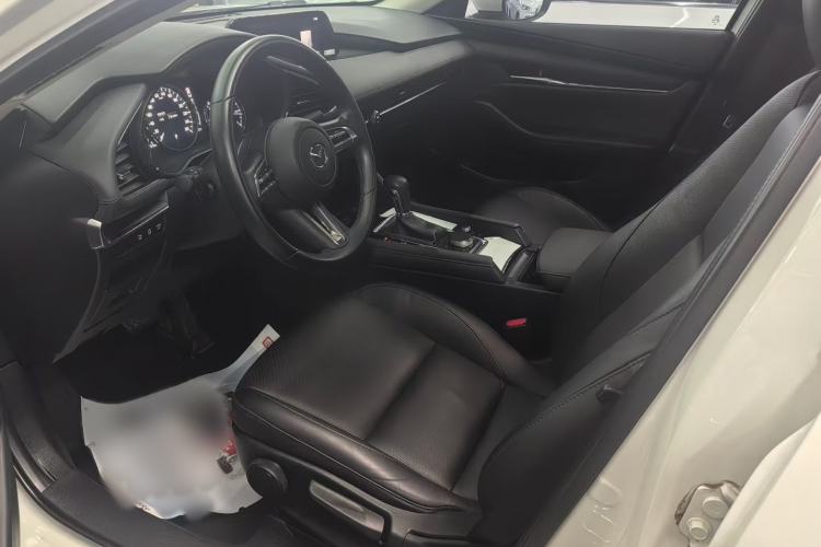 Used Mazda 3 Axela 2020 2.0L Automatic Zhiya Edition Interior 2