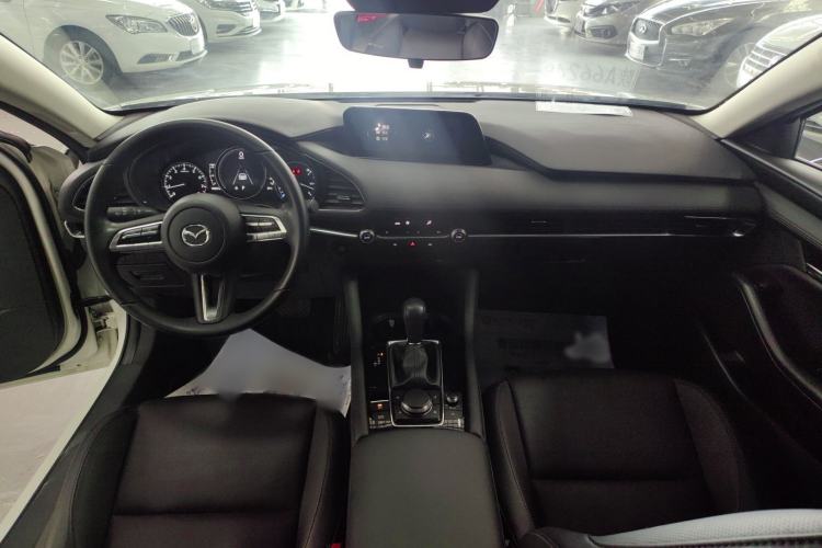 Used Mazda 3 Axela 2020 2.0L Automatic Zhiya Edition Interior 3