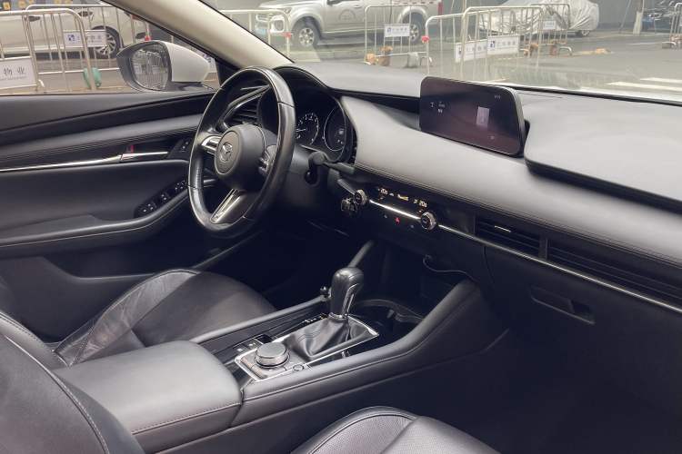 Used Mazda 3 Axela 2020 2.0L Automatic Zhiya Edition Interior 5