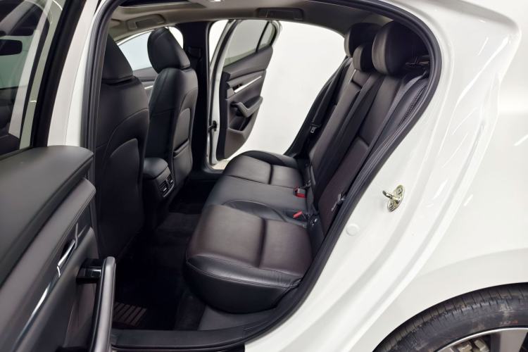 Used Mazda 3 Axela 2020 2.0L Automatic Zhiya Edition Interior 8