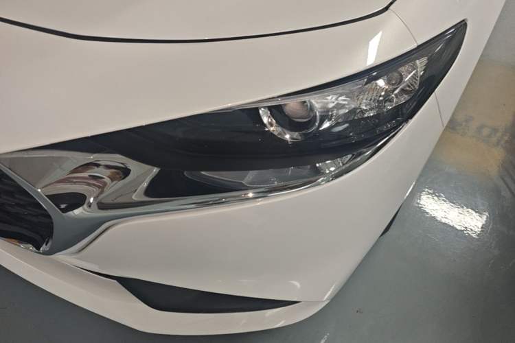 Used Mazda 3 Axela 2020 1.5L Automatic ZhiMei Edition Left Front Headlight