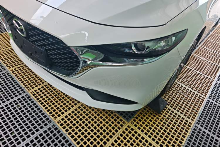 Used Mazda 3 Axela 2020 1.5L Automatic ZhiMei Edition Left Front Headlight