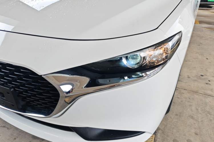 Used Mazda 3 Axela 2020 1.5L Automatic ZhiMei Edition Left Front Headlight