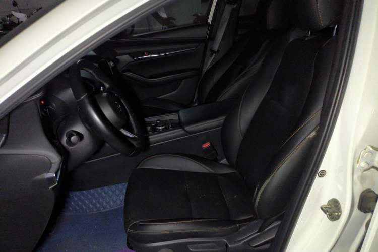 Used Mazda 3 Axela 2020 2.0L Automatic ZhiXuan Edition Left Front Seat