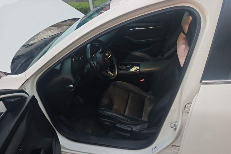Used Mazda 3 Axela 2020 2.0L Automatic ZhiXuan Edition Left Front Seat