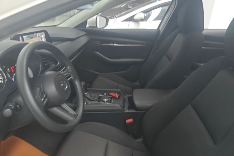 Used Mazda 3 Axela 2020 1.5L Automatic ZhiMei Edition Left Front Seat