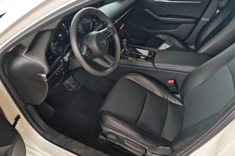 Used Mazda 3 Axela 2020 1.5L Automatic ZhiMei Edition Left Front Seat
