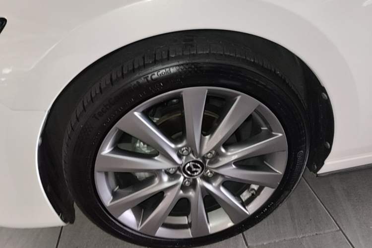 Used Mazda 3 Axela 2020 2.0L Automatic Zhiya Edition Left Front Wheel Hub
