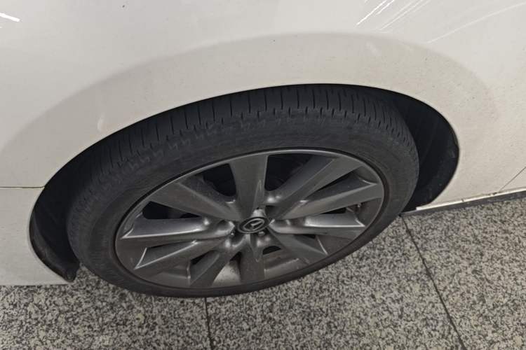 Used Mazda 3 Axela 2020 2.0L Automatic Zhiya Edition Left Front Wheel Hub