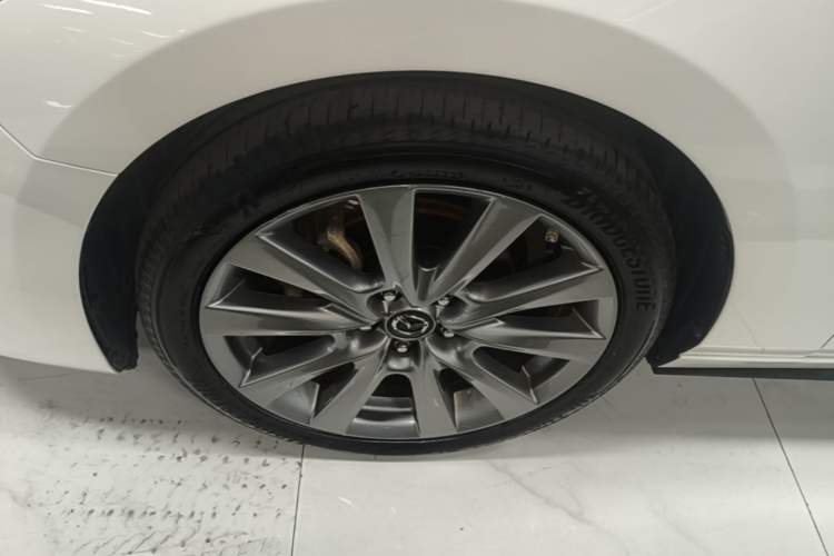 Used Mazda 3 Axela 2020 2.0L Automatic Zhiya Edition Left Front Wheel Hub