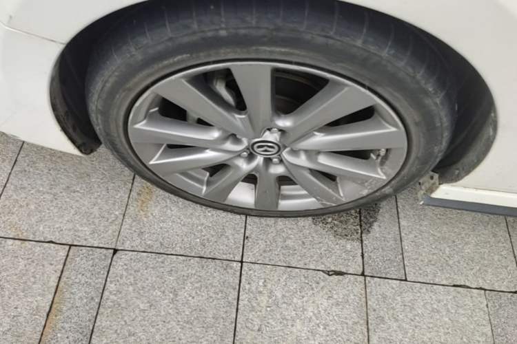 Used Mazda 3 Axela 2020 2.0L Automatic Zhiya Edition Left Front Wheel Hub