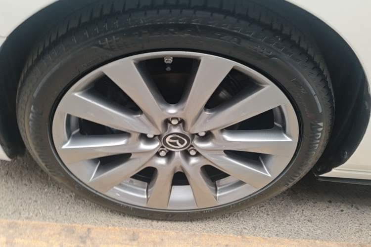 Used Mazda 3 Axela 2020 2.0L Automatic Zhiya Edition Left Front Wheel Hub