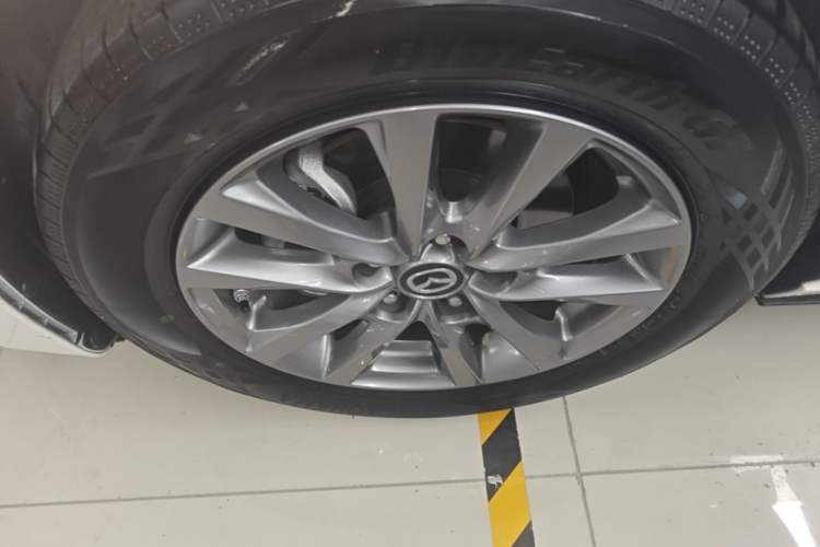 Used Mazda 3 Axela 2020 1.5L Automatic ZhiMei Edition Left Front Wheel Hub