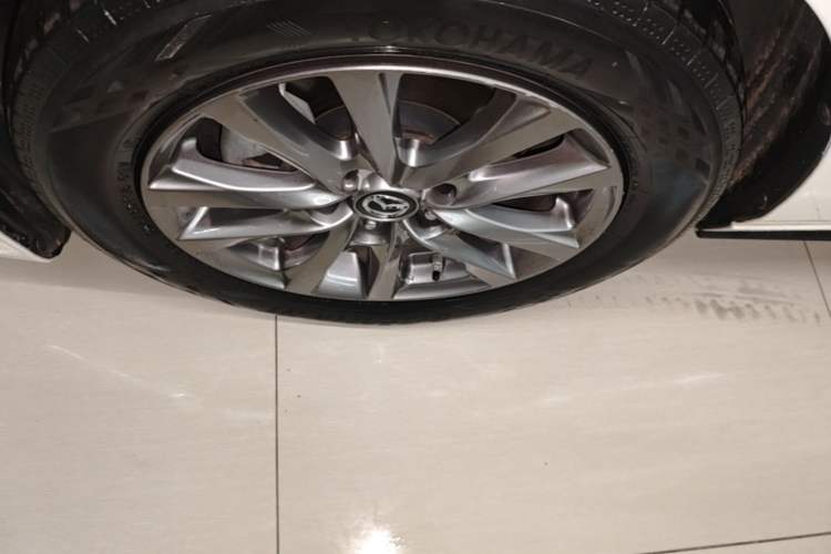 Used Mazda 3 Axela 2020 1.5L Automatic Luxury Version Left Front Wheel Hub