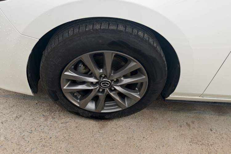 Used Mazda 3 Axela 2020 1.5L Automatic ZhiMei Edition Left Front Wheel Hub