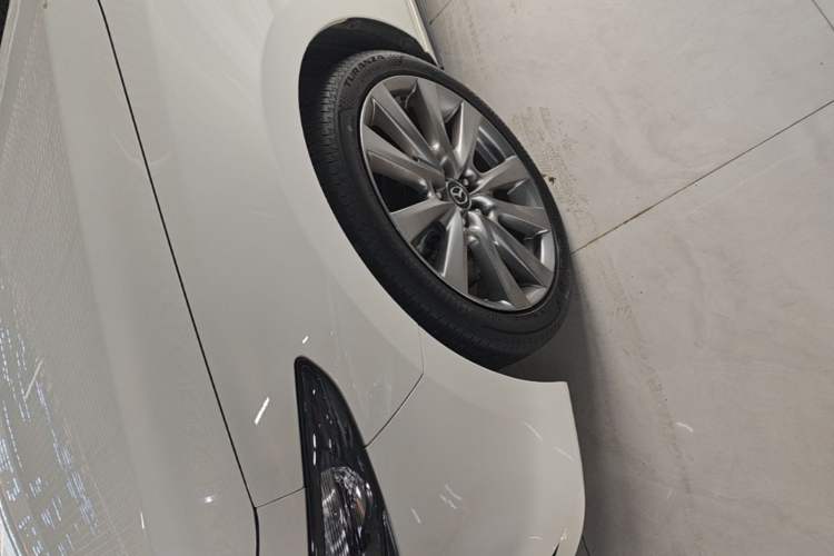 Used Mazda 3 Axela 2020 2.0L Automatic Zhiya Edition Left Front Wheel Hub