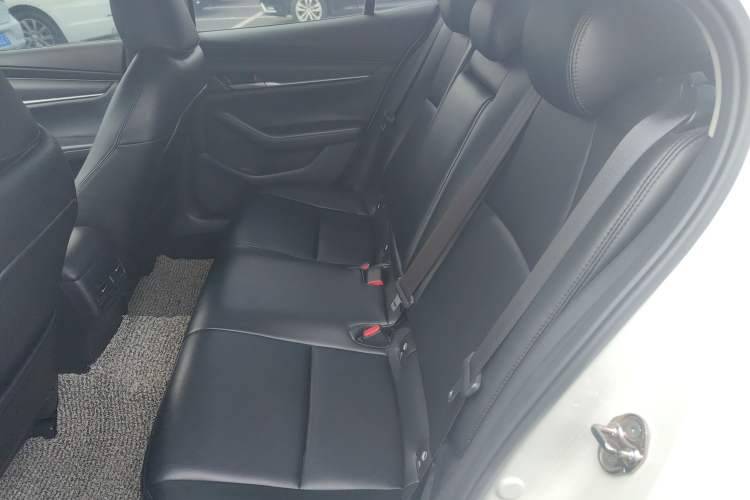 Used Mazda 3 Axela 2020 1.5L Automatic Zhiyue Sunroof Version Left Rear Seat