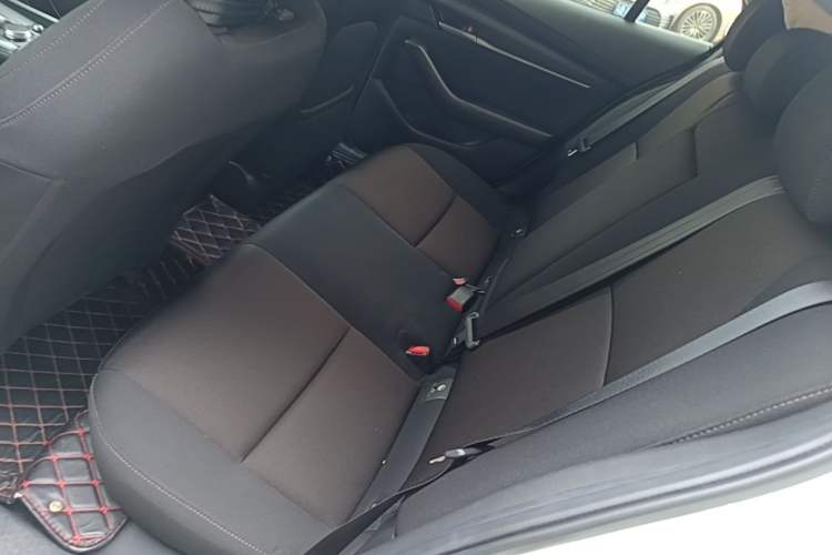 Used Mazda 3 Axela 2020 1.5L Automatic ZhiMei Edition Left Rear Seat