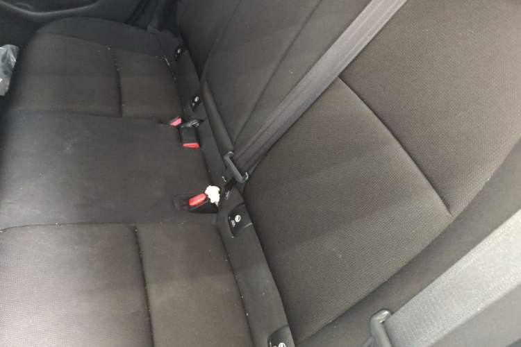 Used Mazda 3 Axela 2020 1.5L Automatic ZhiMei Edition Left Rear Seat