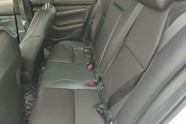 Used Mazda 3 Axela 2020 2.0L Automatic Zhiya Edition Left Rear Seat