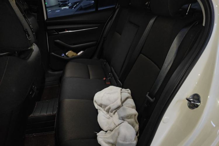 Used Mazda 3 Axela 2020 1.5L Automatic Zhiyue Sunroof Version Left Rear Seat